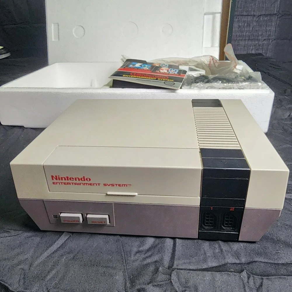 NES‎ Original With Manuals, Super Mario Bros & Duck Hunt With Zapper Light Gun
